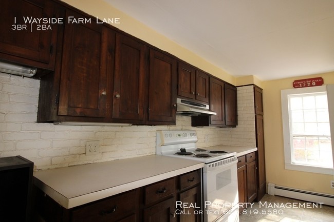 Building Photo - Charming Cape in a Great Location!