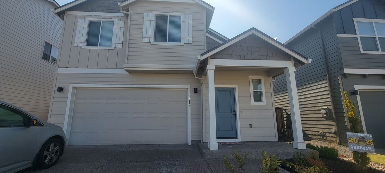 Primary Photo - NW Corvallis, newer-construction home