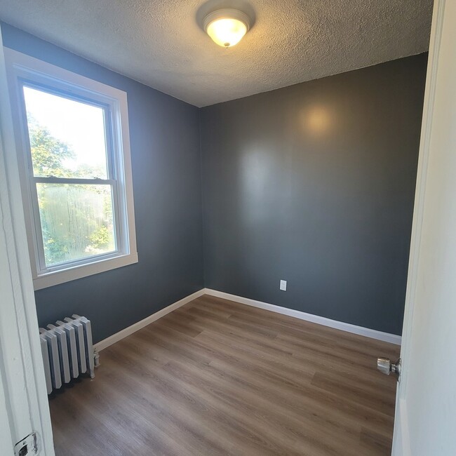 Foto del edificio - 1323 S 51st Ct