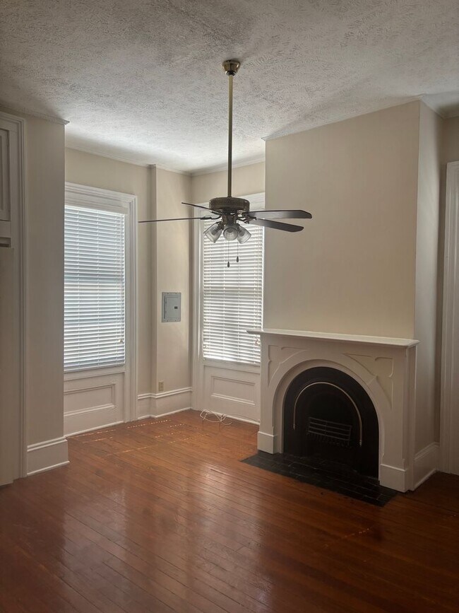 Foto del edificio - 846 Hickman Rd