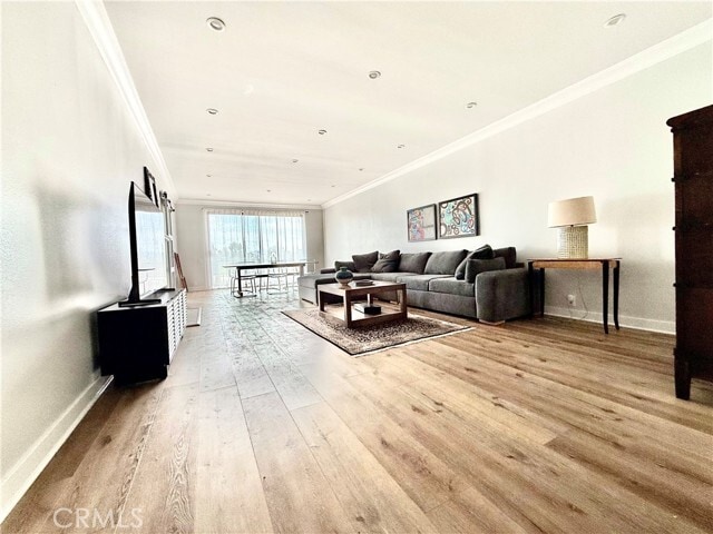 Foto principal - 4454 Ventura Canyon Ave