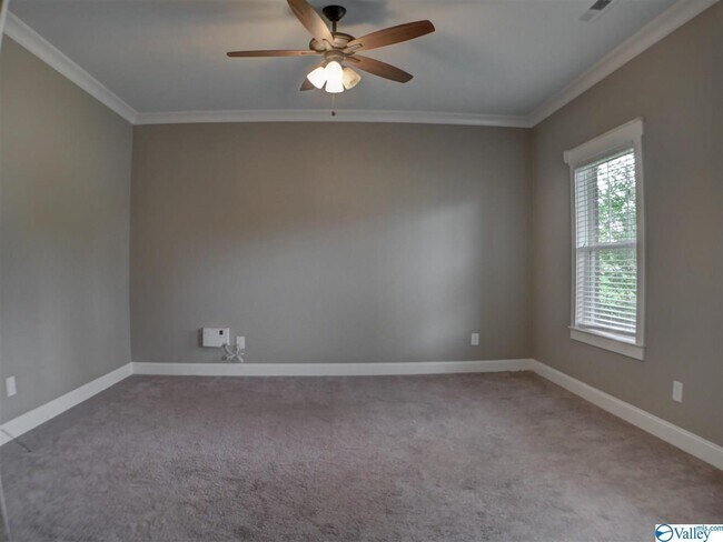 Building Photo - 37 Green Creek Rd