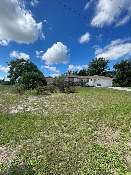 Foto del edificio - 12290 Huron St
