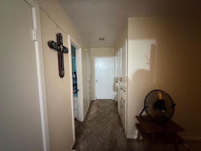 Building Photo - 2509 58th St