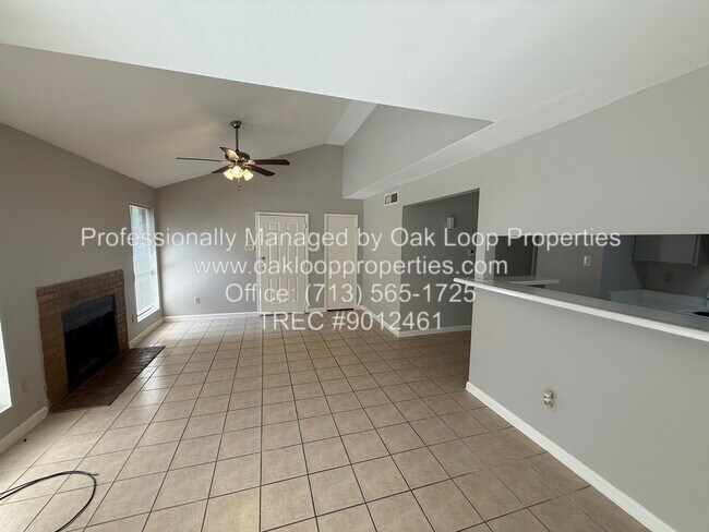 Foto del edificio - 7200 W T C Jester Blvd