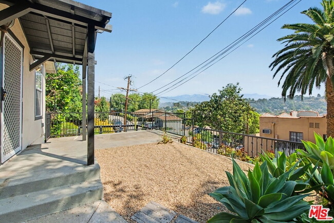 Foto del edificio - 807 Annan Terrace