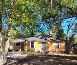 Building Photo - 624 Avalon Rd Building Photo - 624 Avalon Rd