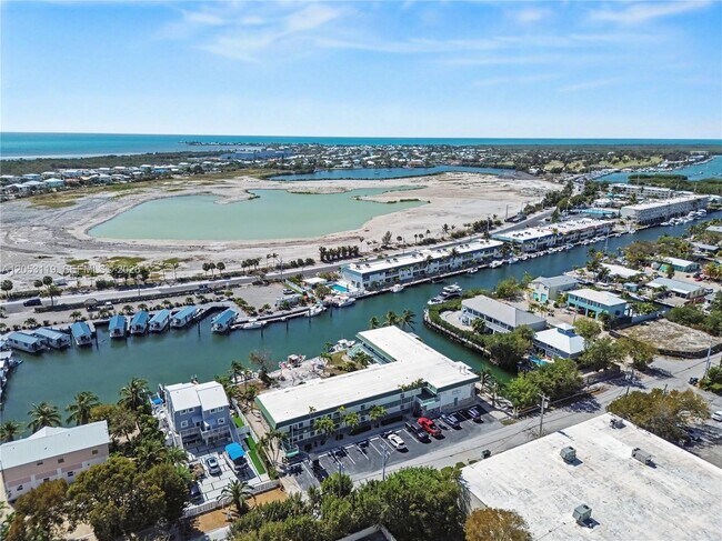 Building Photo - 5301 Ocean Terrace