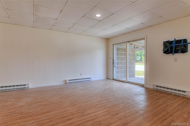 Building Photo - 1614 US-9W