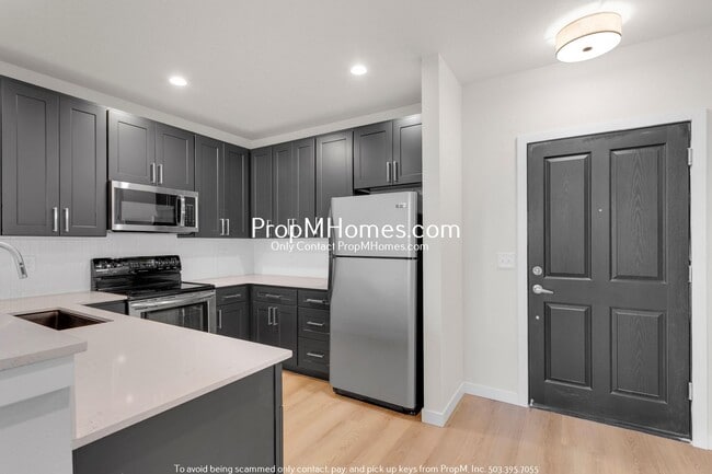 Building Photo - Updated One Bedroom Condo in Downtown Gres...