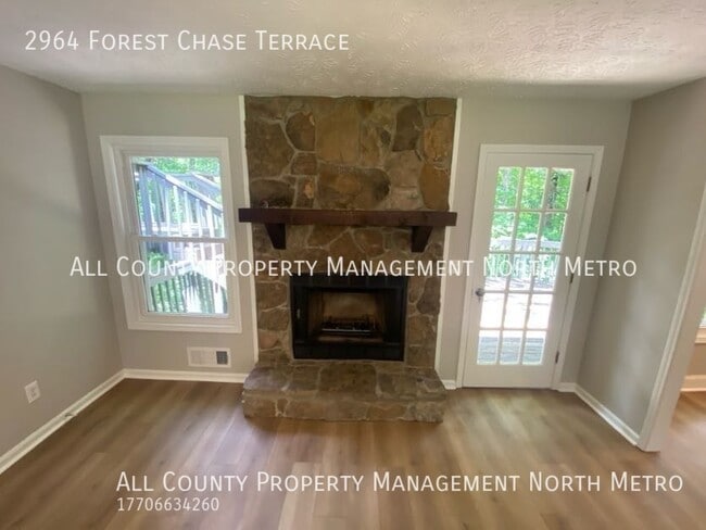 Building Photo - Updated 4BR/3BA in Lassiter High School Di...