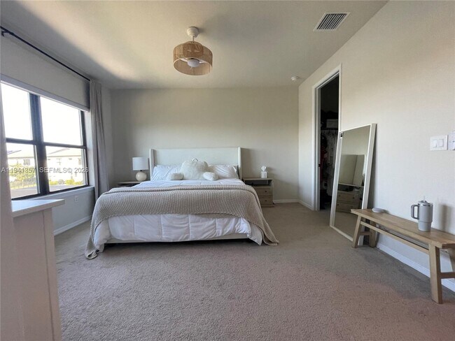 Foto del edificio - 4441 Appleton Cir E