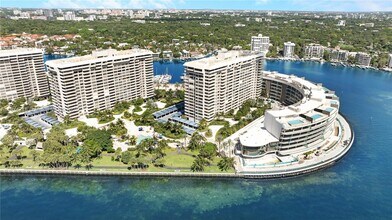 Building Photo - 3 Grove Isle Dr