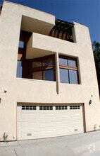 Building Photo - 1114 Melrose Ave