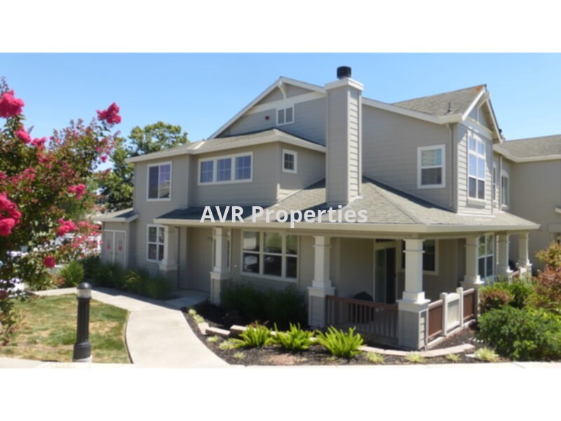 Foto principal - Fantastic Livermore end unit town-home loc...