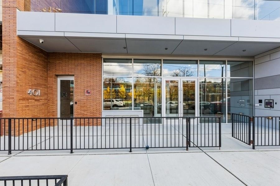 Foto principal - 401 Jackson St