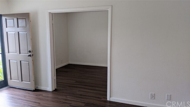 Building Photo - 1475 W Cerritos Ave