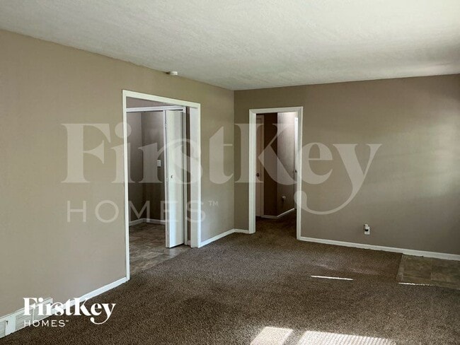 Building Photo - 7607 Arlington Ave