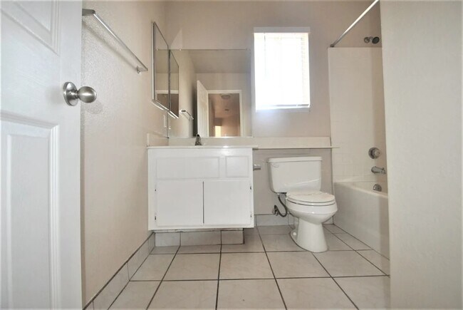 Foto del edificio - 2731 W Dawnview Dr