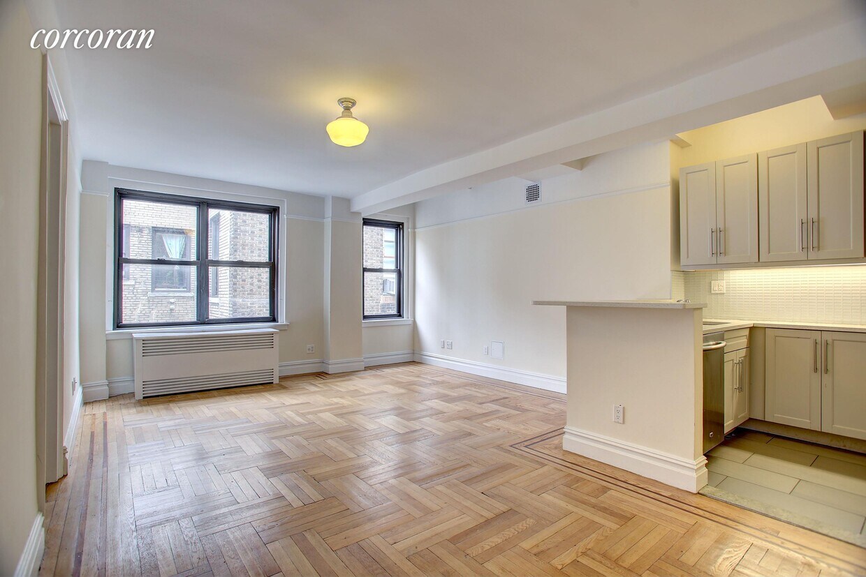 Foto principal - 785 West End Ave