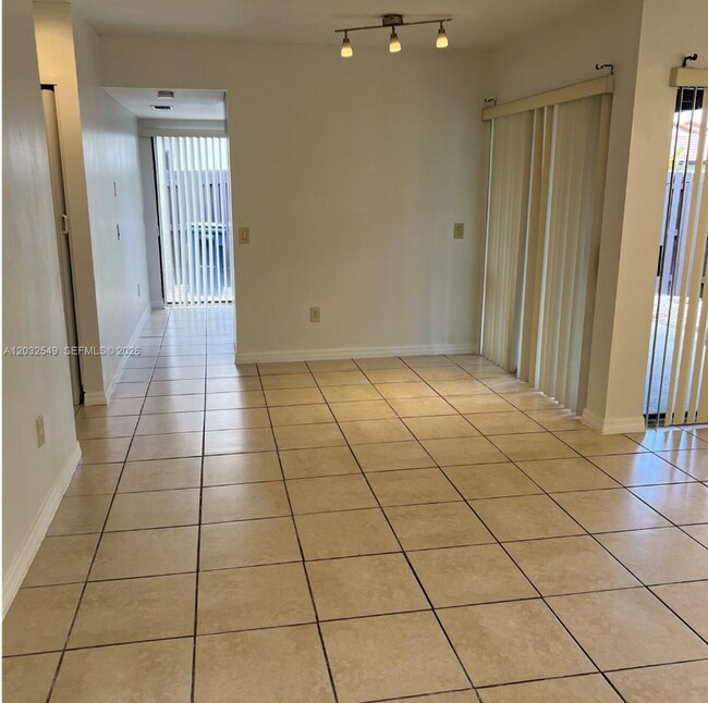 Foto del edificio - 15272 SW 46th Ln
