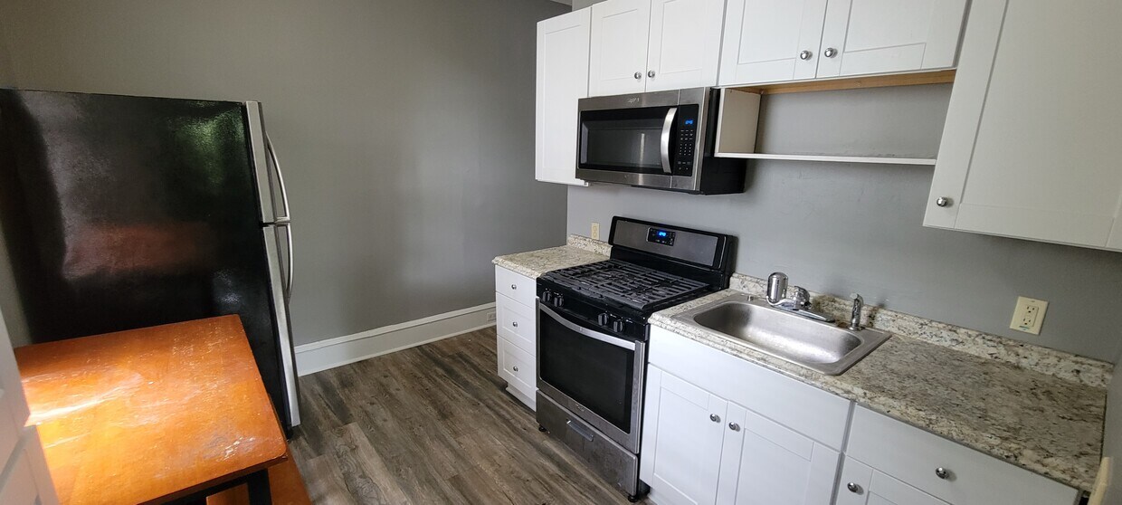 439 E Main St, Collegeville, PA 19426 Townhome Rentals in