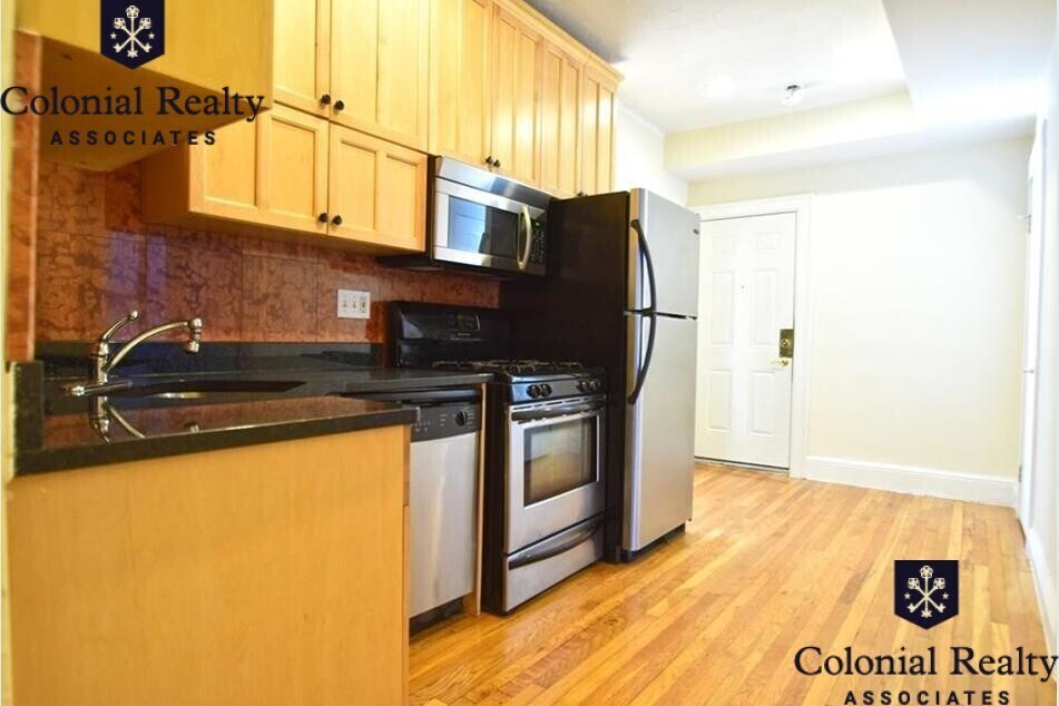 Foto principal - 73 Thatcher St