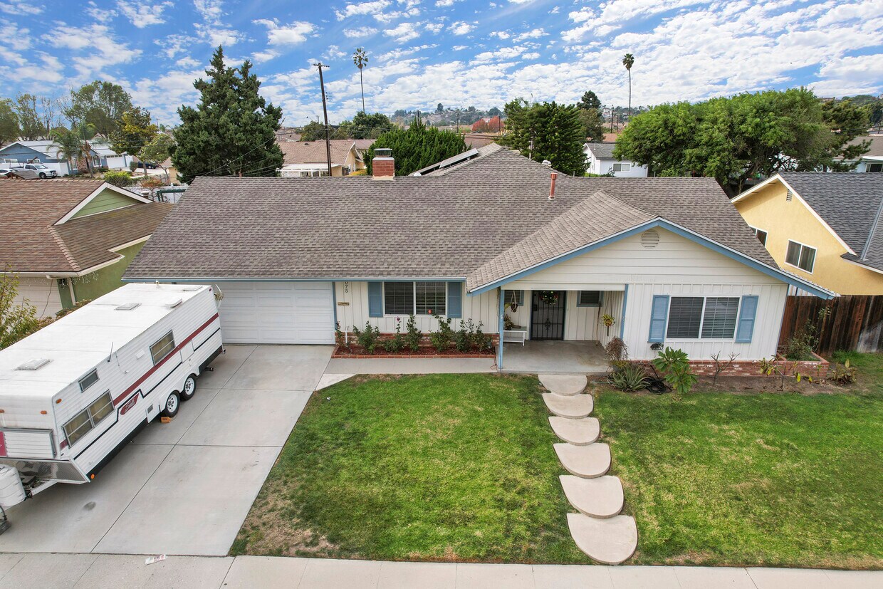 1075 Seybolt Ave, Camarillo, CA 93010 House Rental in Camarillo, CA