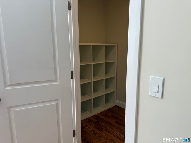 Foto del edificio - 3 Pam Bar Rd