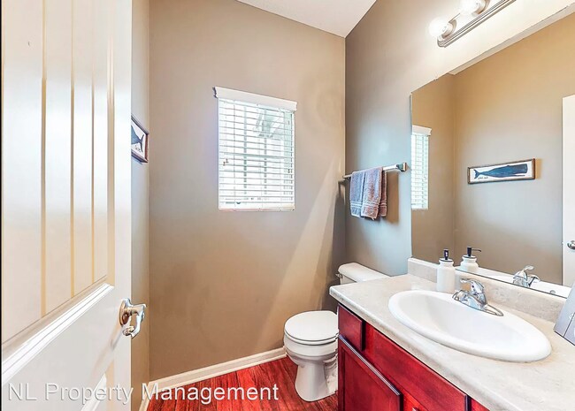Building Photo - 5 br, 4 bath House - 4165 S 200th Street