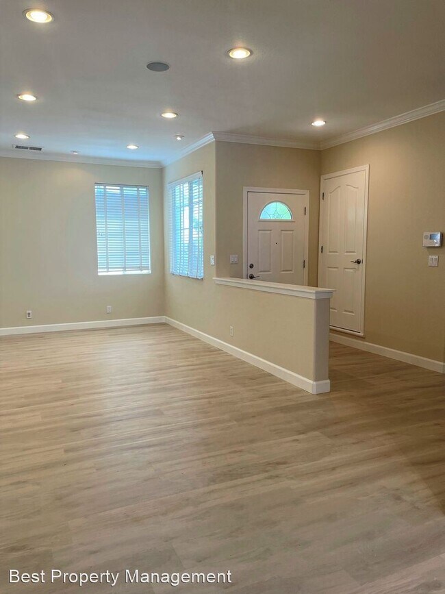 Building Photo - 4 br, 3 bath House - 1269 Michigan Ave