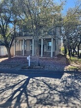 Building Photo - 6126 Hartson