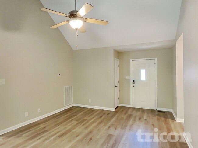 Foto del edificio - 1379 Scrub Oak Drive