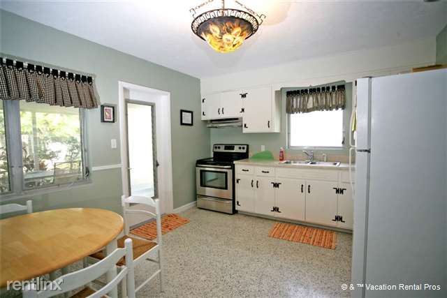 Foto del edificio - 604 Harbor Dr S