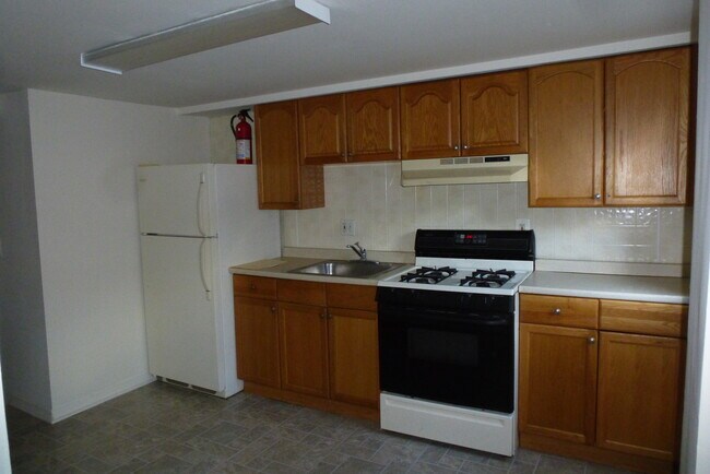 Building Photo - 414 Hannum Ave