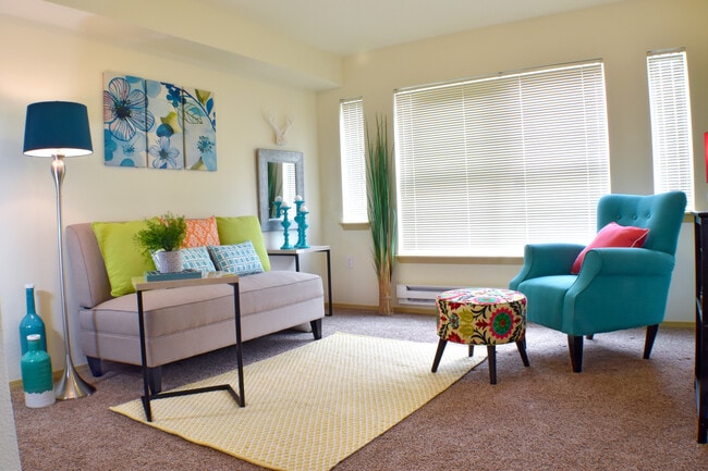 Building Photo - Moutainlake Senior Living Apartments