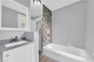 Building Photo - 11702 Brookfield Ave