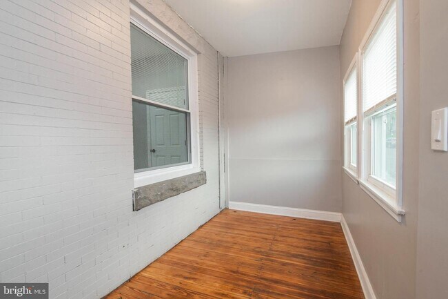 Foto del edificio - 5005 Hawthorne St
