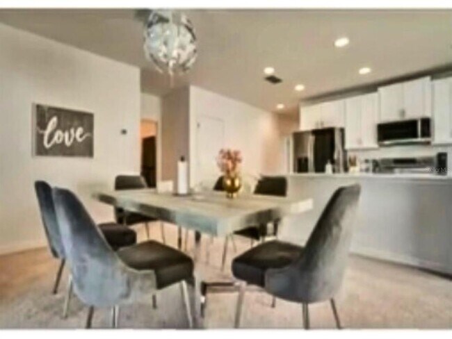 Foto del edificio - 6952 Church Lk St