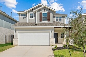 Building Photo - 133 Ventura Dr
