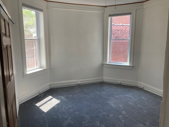 Building Photo - 2616 Pestalozzi St