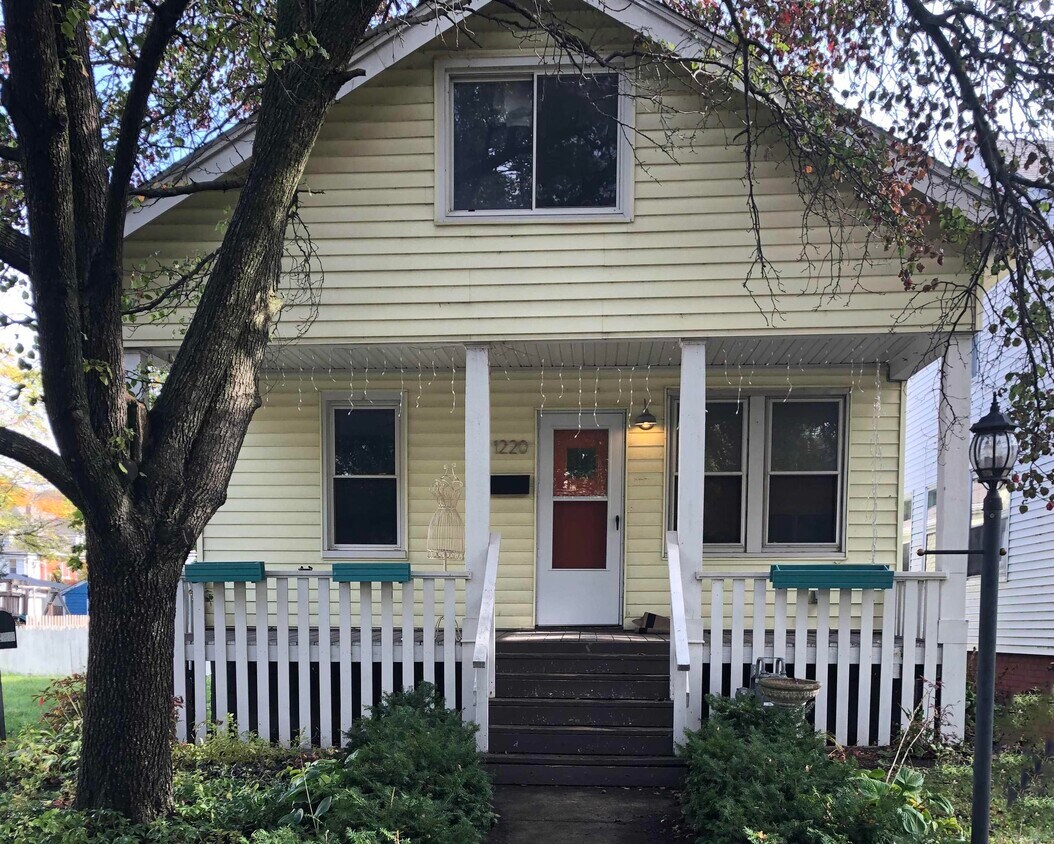 1220 Maryland St, Grosse Pointe Park, MI 48230 House Rental in Grosse