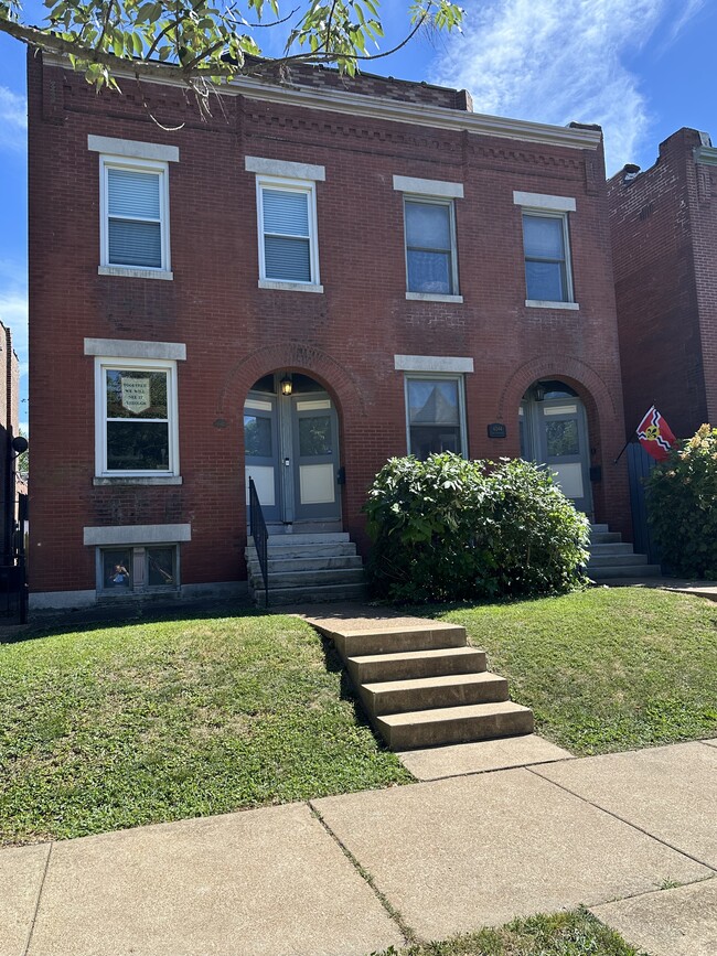 Building Photo - 4042 Shenandoah Ave
