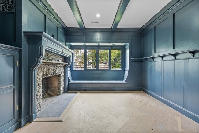 Foto del edificio - 476 Heath St