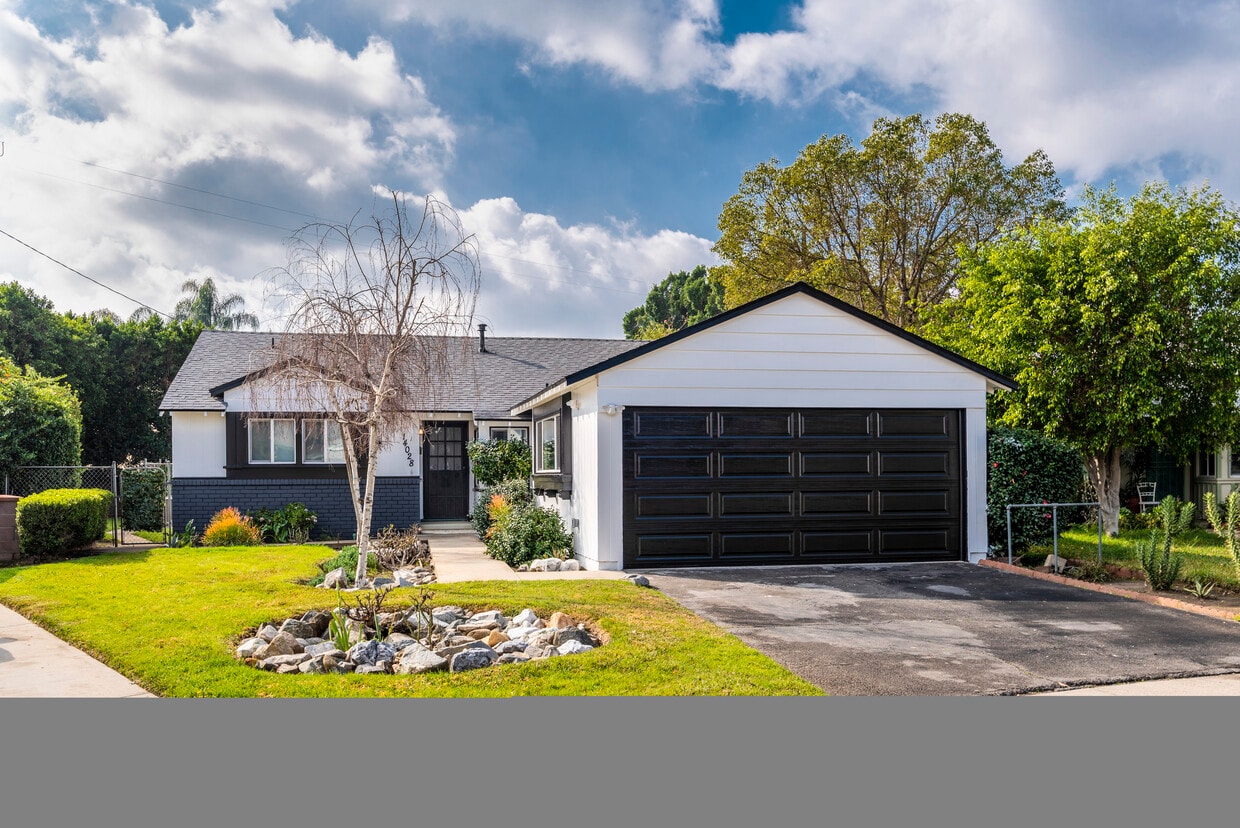 14028 Cantlay St, Van Nuys, CA 91405 House Rental in Van Nuys, CA