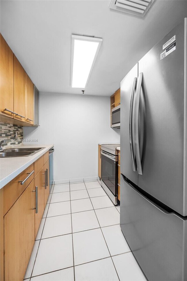 Foto del edificio - 1010 NW 11th St