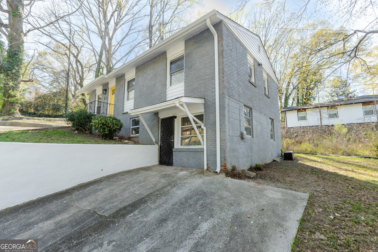 199 Arcadia Cir NW, Atlanta, GA 30314 Townhome Rentals in Atlanta GA