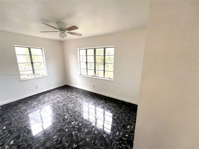 Building Photo - 1124 NW 112th Terrace
