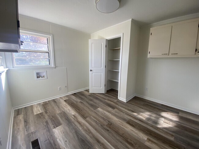 Foto del edificio - 3704 Aggie Rd