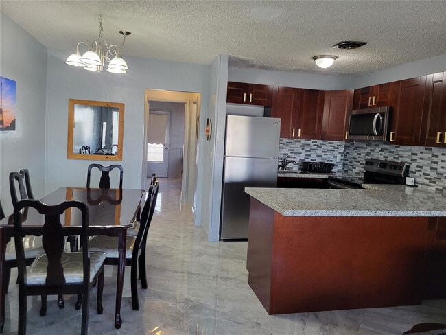 Foto del edificio - 800 SW 11th Ave